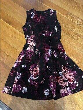 Floral pleated midi dress by spenser Jeremy
